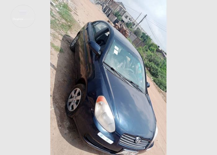 Hyundai Accent 2009 Model