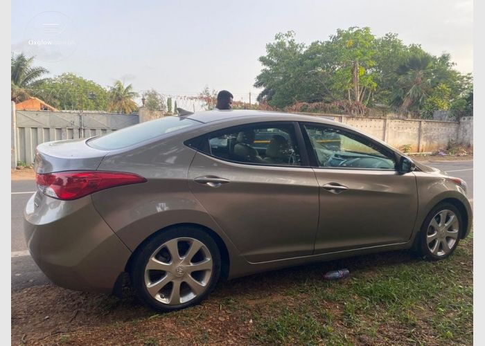 Hyundai Elantra 2012 Model