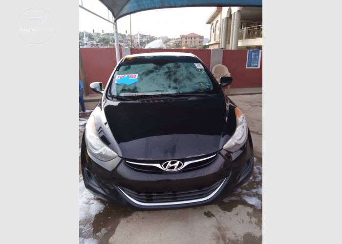 Hyundai Elantra Basic 