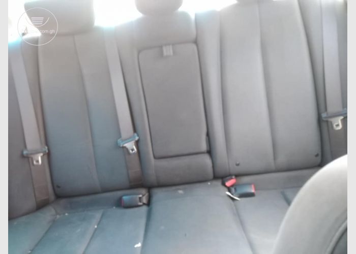 Hyundai Elantra LE 2009