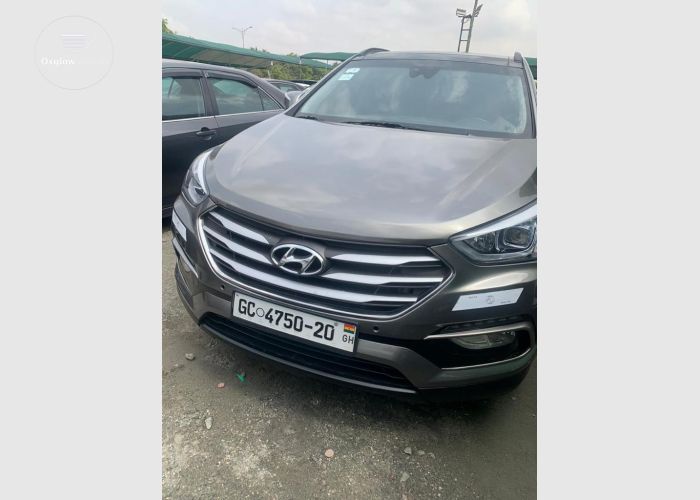Hyundai Santa Fe 2017 Model
