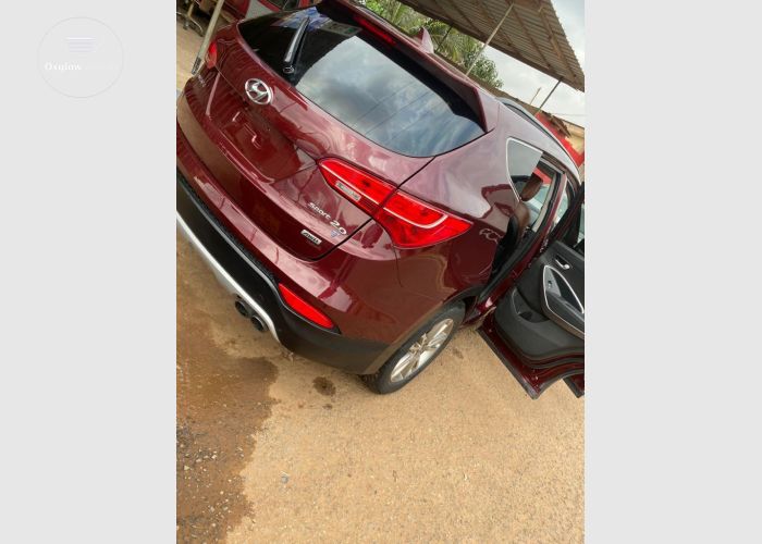 Hyundai Santafe  2015 model 