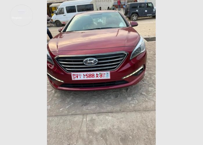Hyundai Sonata 2015 Model