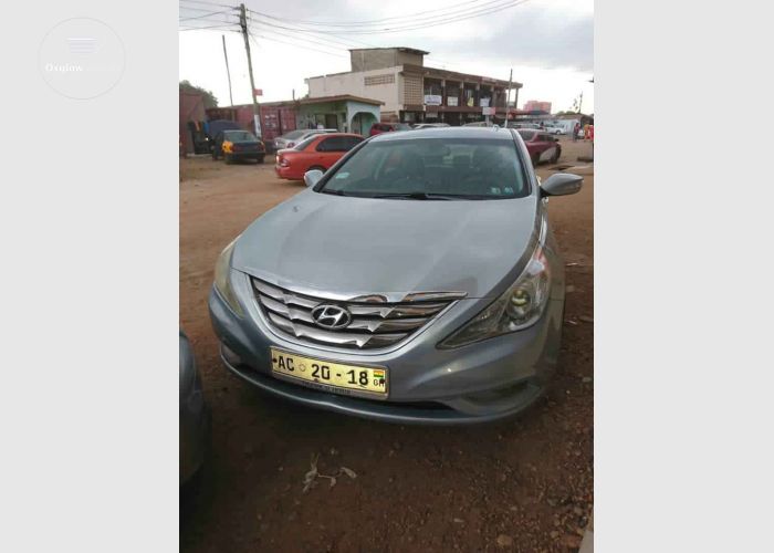 Hyundai Sonata LE 2013 Model