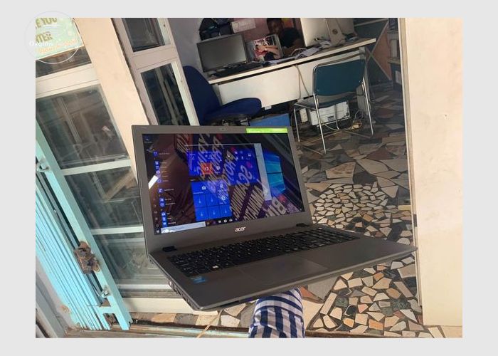 Intel Core i3 Acer Laptop