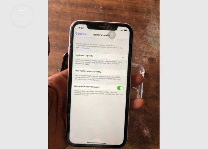 iPhone 11 128