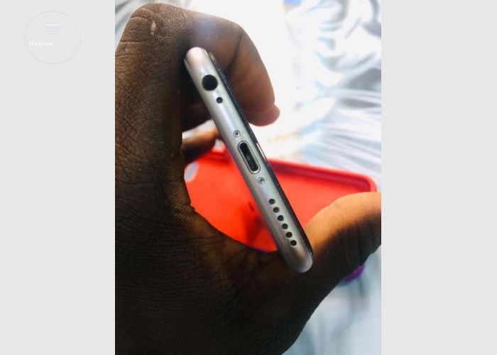 iPhone 6S  64 