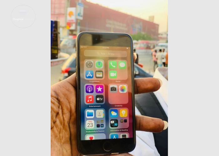 iPhone 7 factory 
