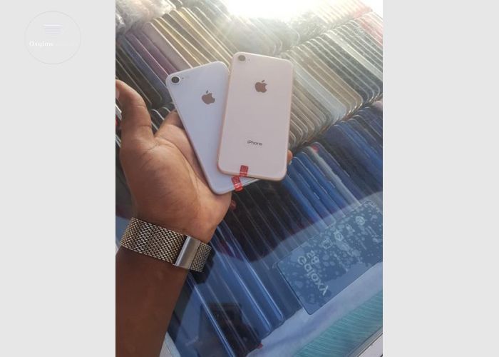 iPhone 8 64Gb 