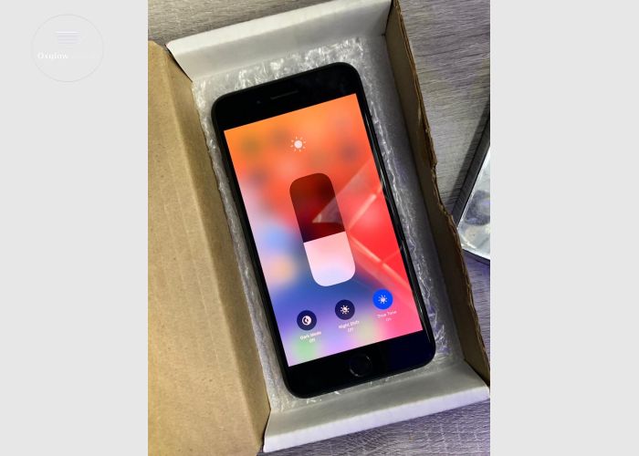 iPhone 8 Plus 64 gig