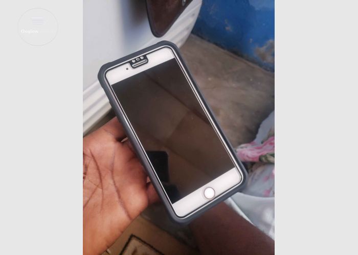 iPhone 8 Plus 64Gb