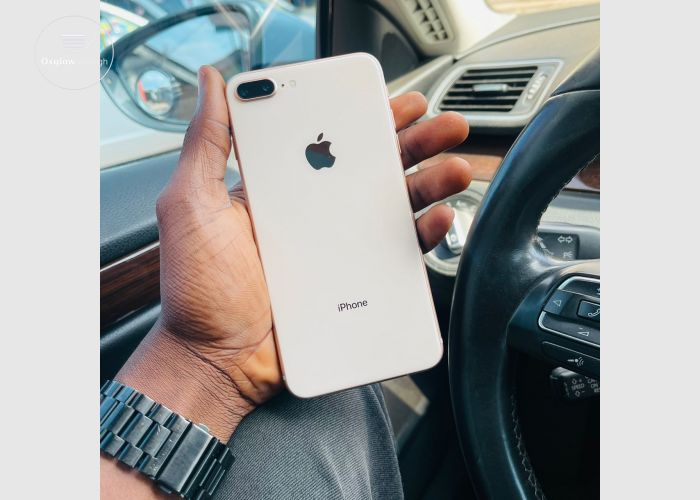 iPhone 8 Plus 64Gb