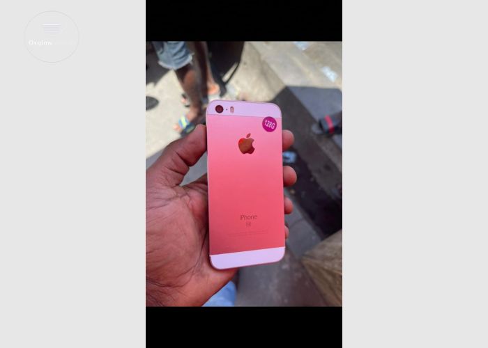 iPhone SE 128Gb