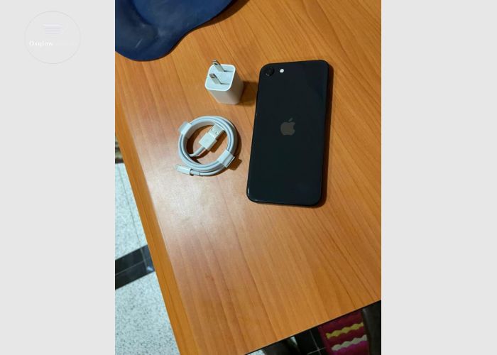 iPhone SE 64Gb