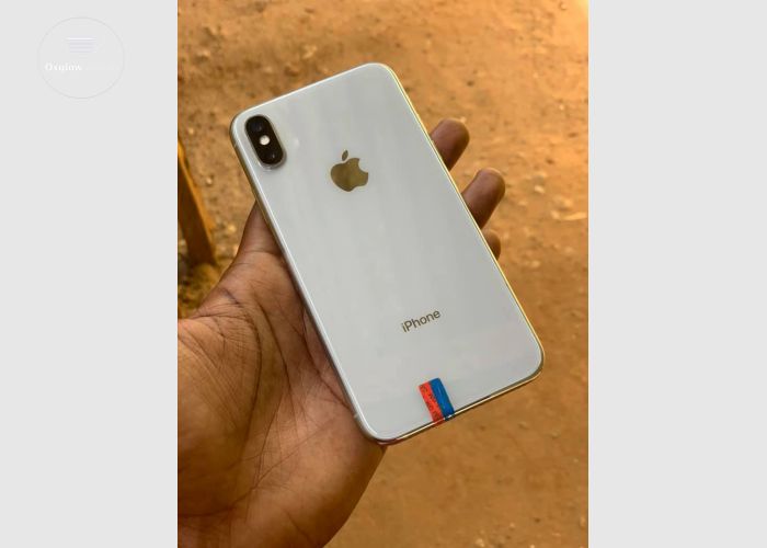 iPhone X 64Gb