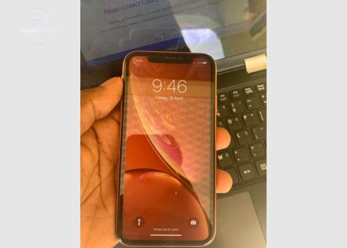 iPhone XR 64Gb