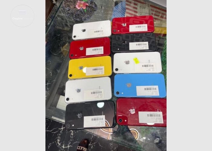 iPhone XR 64Gb