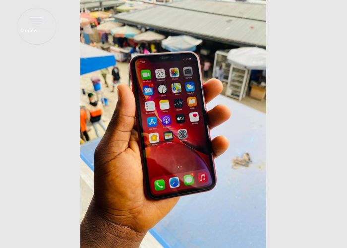 iPhone XR 64Gb