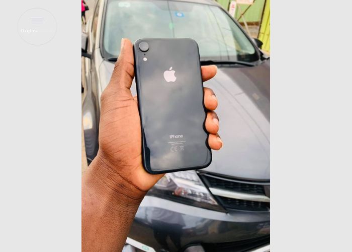 iPhone XR 64Gb