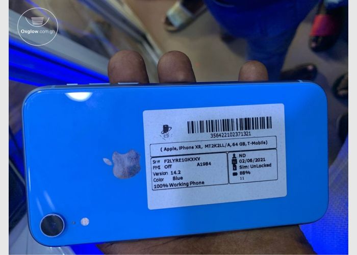 iPhone XR 64Gb