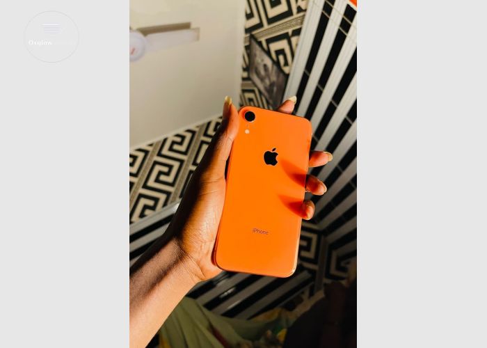 iPhone XR 64Gig 