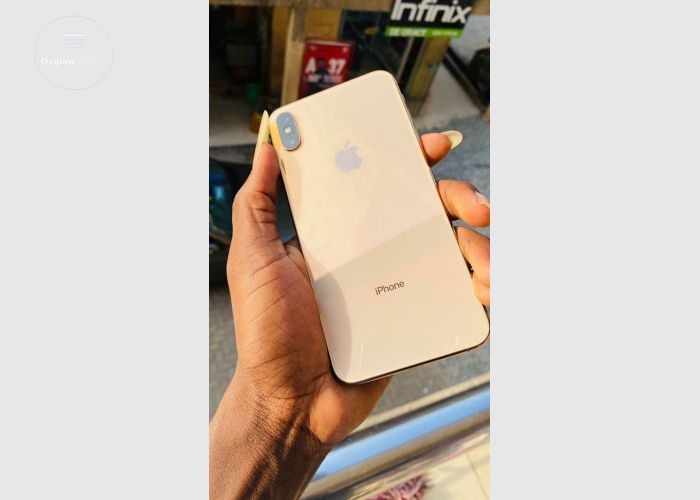 iPhone XS Max 64Gb