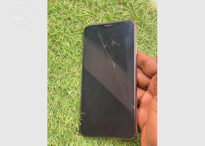 iPhone XsMax 64gb