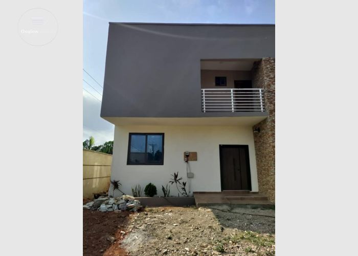 LUXURY 2 BEDROOM HOUSE FOR SALE