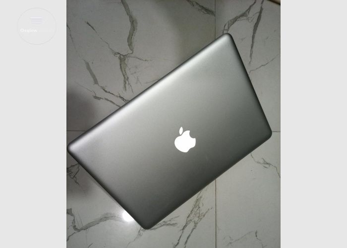 MacBook pro 13inch 2012