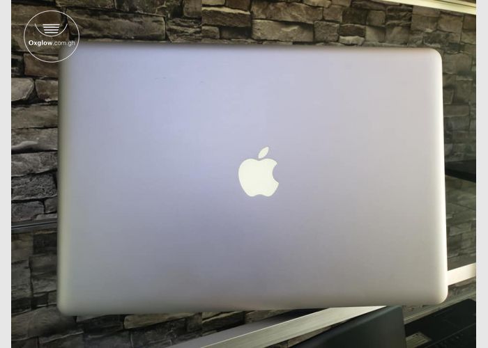 MacBook Pro 8.2 2011 Model