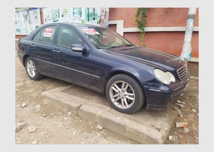 Mercedes Benz C200 Compressor 2003 Model