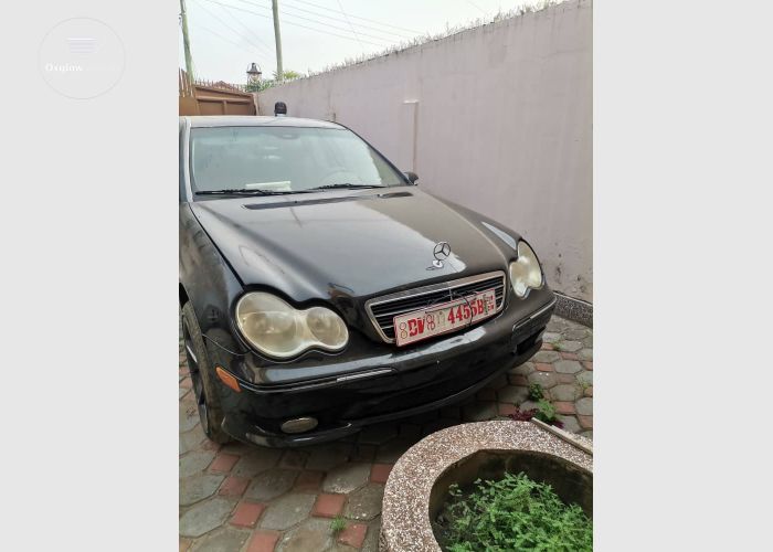 Mercedes Benz C240 2007 Model