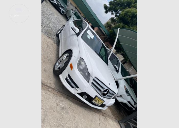 Mercedes Benz C250 2013 Model