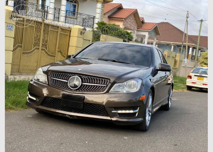Mercedes Benz C250 2014 Model