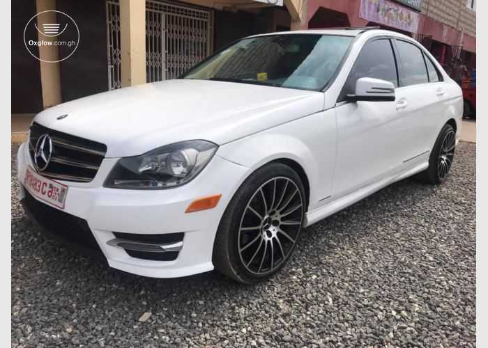 Mercedes Benz C250 2014 Model