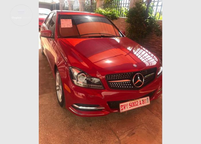 Mercedes Benz C250 2014 Model