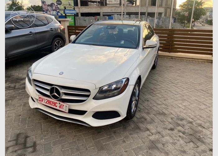 Mercedes Benz C300 2016 Model