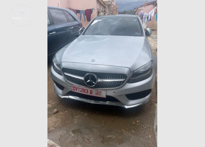 Mercedes Benz C300 2017 4matic Model
