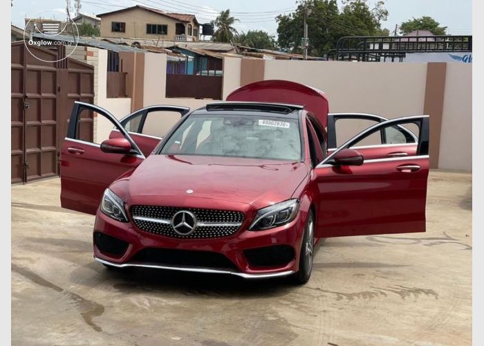 Mercedes Benz C300 2017 Model