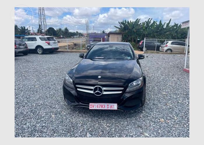 Mercedes Benz C300 4Matic 2015 Model