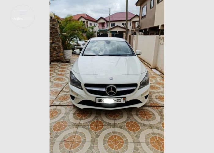 Mercedes Benz CLA 250 4Matic 2014 Model
