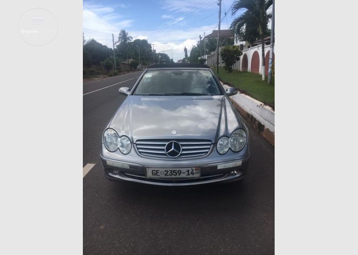 Mercedes Benz CLK 240 2005 Model