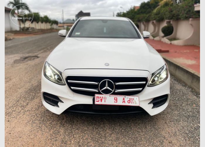Mercedes Benz E 300 2017 Model