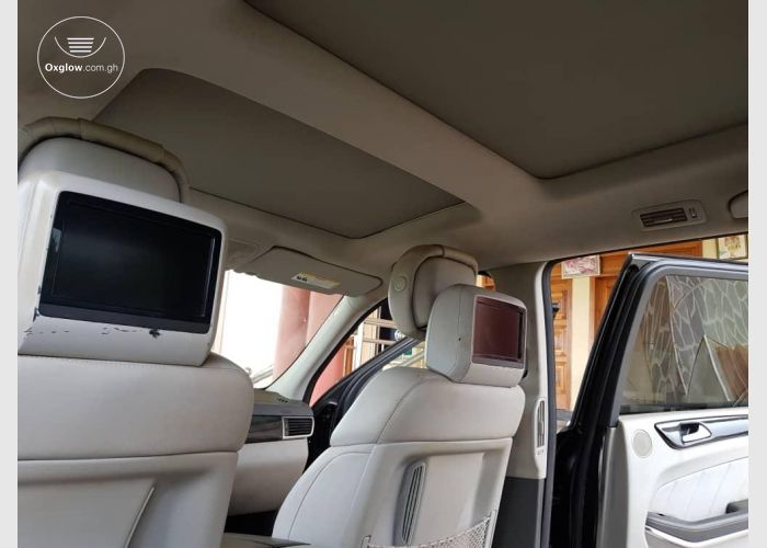 Mercedes Benz GL550 4Matic 2014 Model