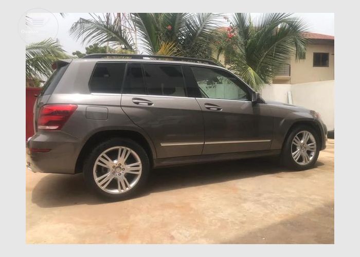 Mercedes Benz GLK 350 2015 Model