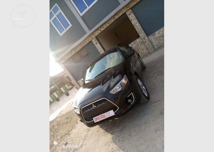 Mitsubishi Outlander 2015 Model