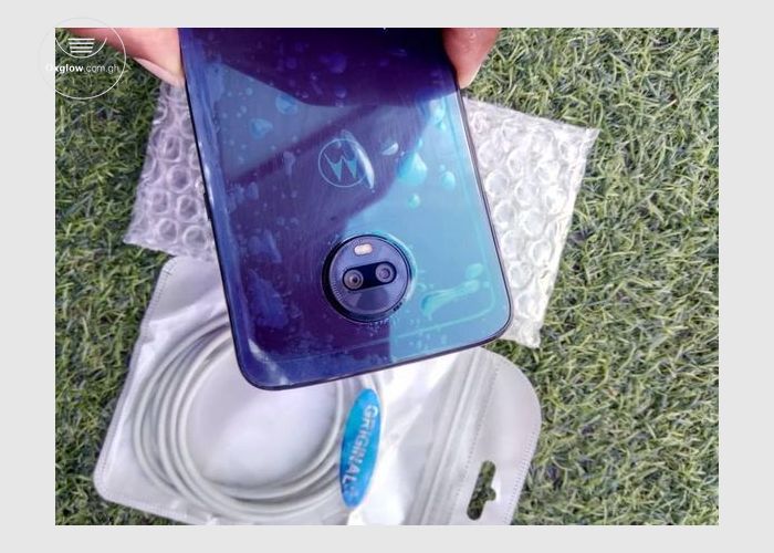 Motorola Z3 play