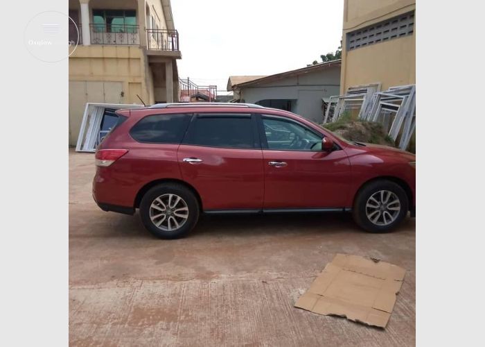 Nissan Pathfinder 