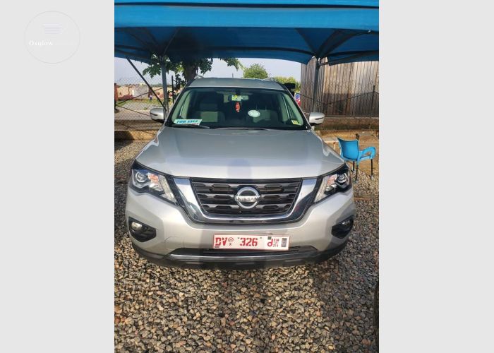 Nissan Pathfinder 2018 Model