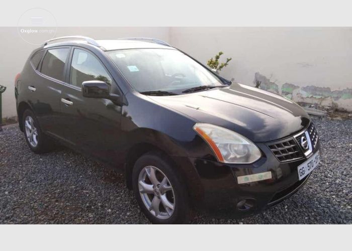 Nissan Rogue 2010 Model